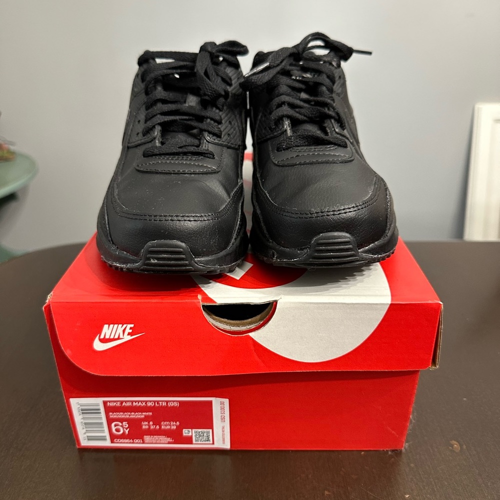 [CD6864-001] Youth Nike Air Max 90 LTR (GS) Size 6.5Y